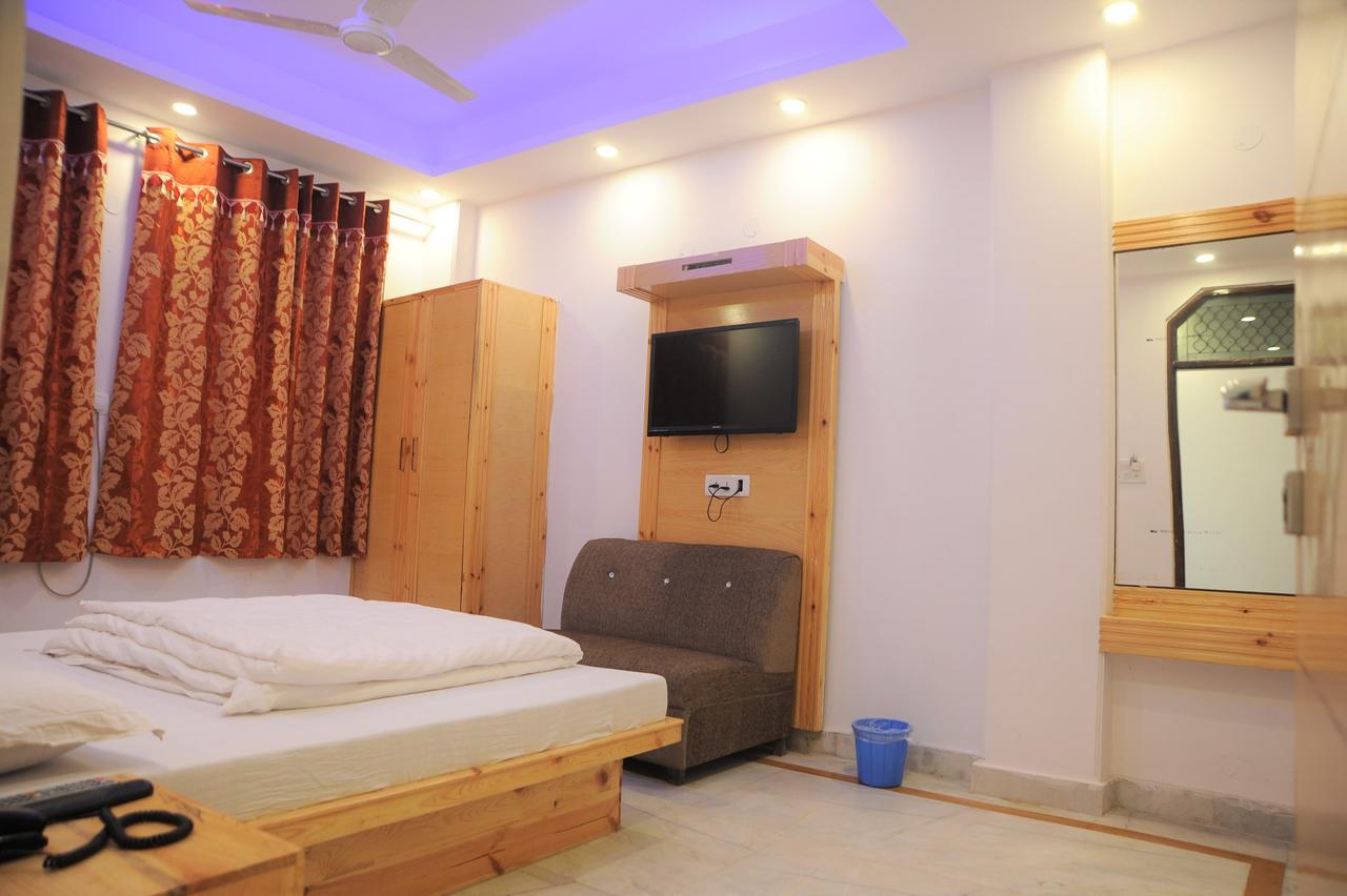 Hotel Delhi Fantastic Near New Delhi Train Station Ngoại thất bức ảnh